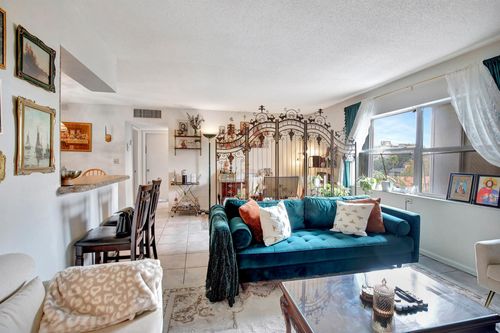 1750 Jefferson St, Hollywood, FL, 33020-5562 | Card Image