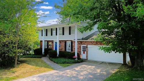 15 Presidents Walk, Amherst, NY, 14221-2426 | Card Image