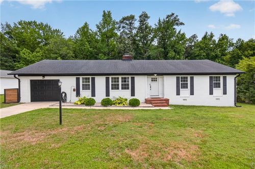 1621 Ronald Dr, Suffolk, VA, 23434-6731 | Card Image