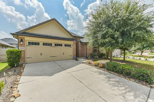 12619 Amaurot Ln, Houston, TX, 77047-2607 | Card Image