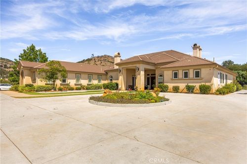 28270 Via Santa Rosa, Temecula, CA, 92590 | Card Image