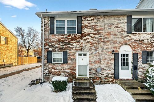 8347 Mackey St, Overland Park, KS, 66212-2729 | Card Image