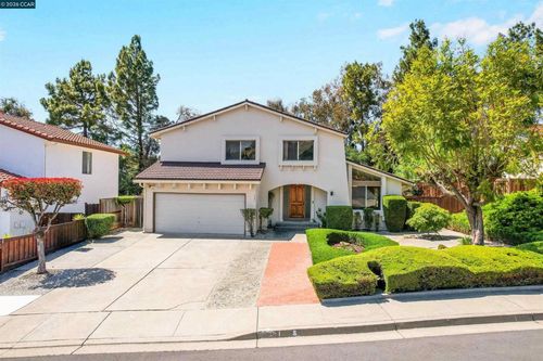 121 Violet Rd, Hercules, CA, 94547-1024 | Card Image
