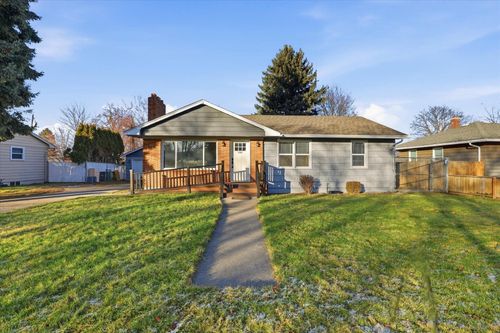 10811 E 7th Ave, Spokane Valley, WA, 99206-2805 | Card Image