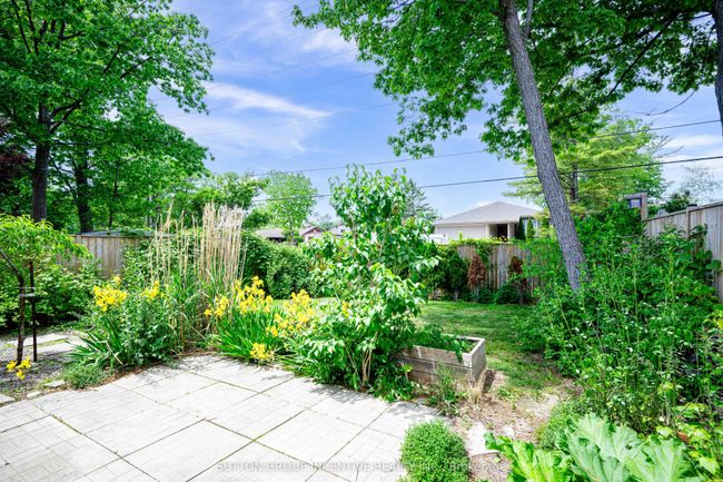 28 Dyer Dr, House attached with 4 bedrooms, 2 bathrooms and 4 parking in Wasaga Beach ON | Image 22