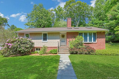 24 Virginia Ln, Thornwood, NY, 10594-2007 | Card Image