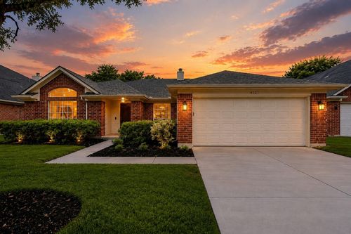 4527 Brookren Ct, Pearland, TX, 77584-8689 | Card Image