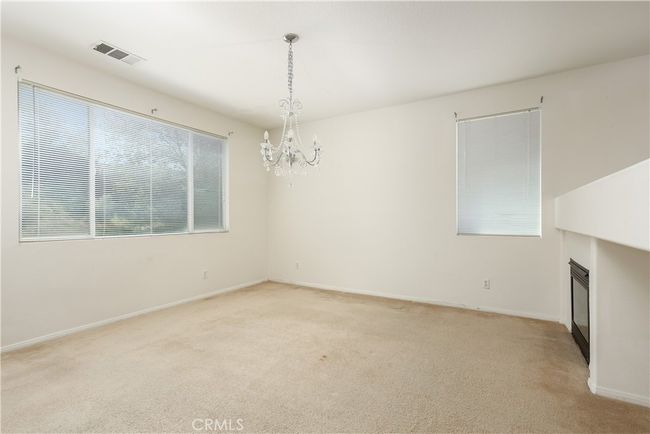 7556 W Avenue L11, House other with 5 bedrooms, 3 bathrooms and 2 parking in Lancaster CA | Image 6