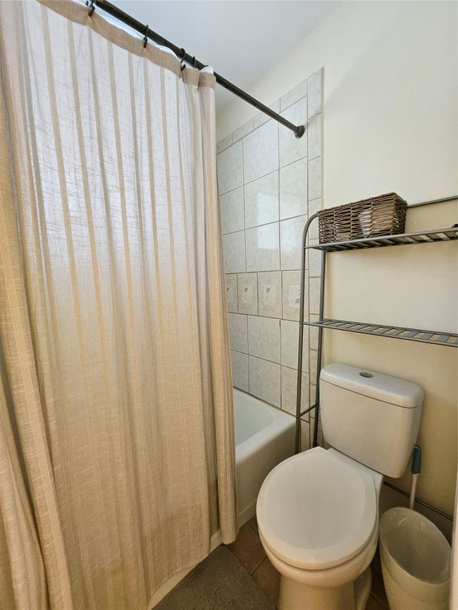 Primary Full bathroom | Image 13