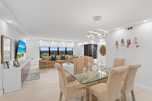 802-7209 Promenade Dr, Boca Raton, FL, 33433-2809 | Card Image