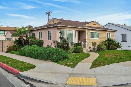 1057 S 5th St, Montebello, CA, 90640-6204 | Card Image