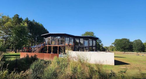 8909 Berry Patch Ln, Roland, AR, 72135-9310 | Card Image