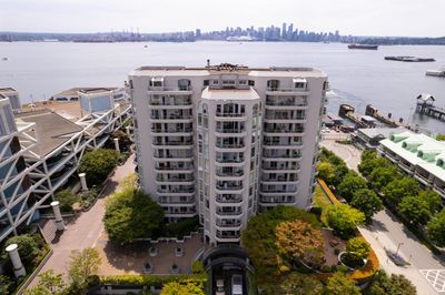 304 - 168 Chadwick Crt, Condo with 2 bedrooms, 2 bathrooms and 1 parking in North Vancouver BC | Image 2