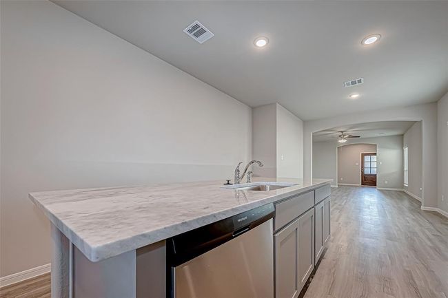 27076 Badger Way, House other with 3 bedrooms, 2 bathrooms and 2 parking in Magnolia TX | Image 18