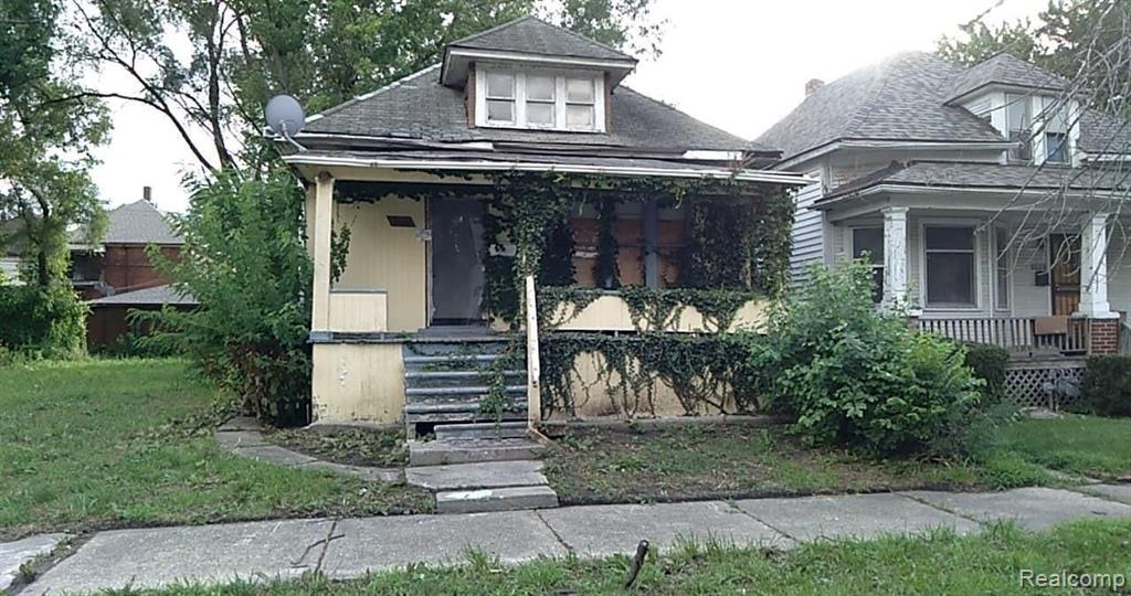 Seyburn St, Detroit, MI 48214