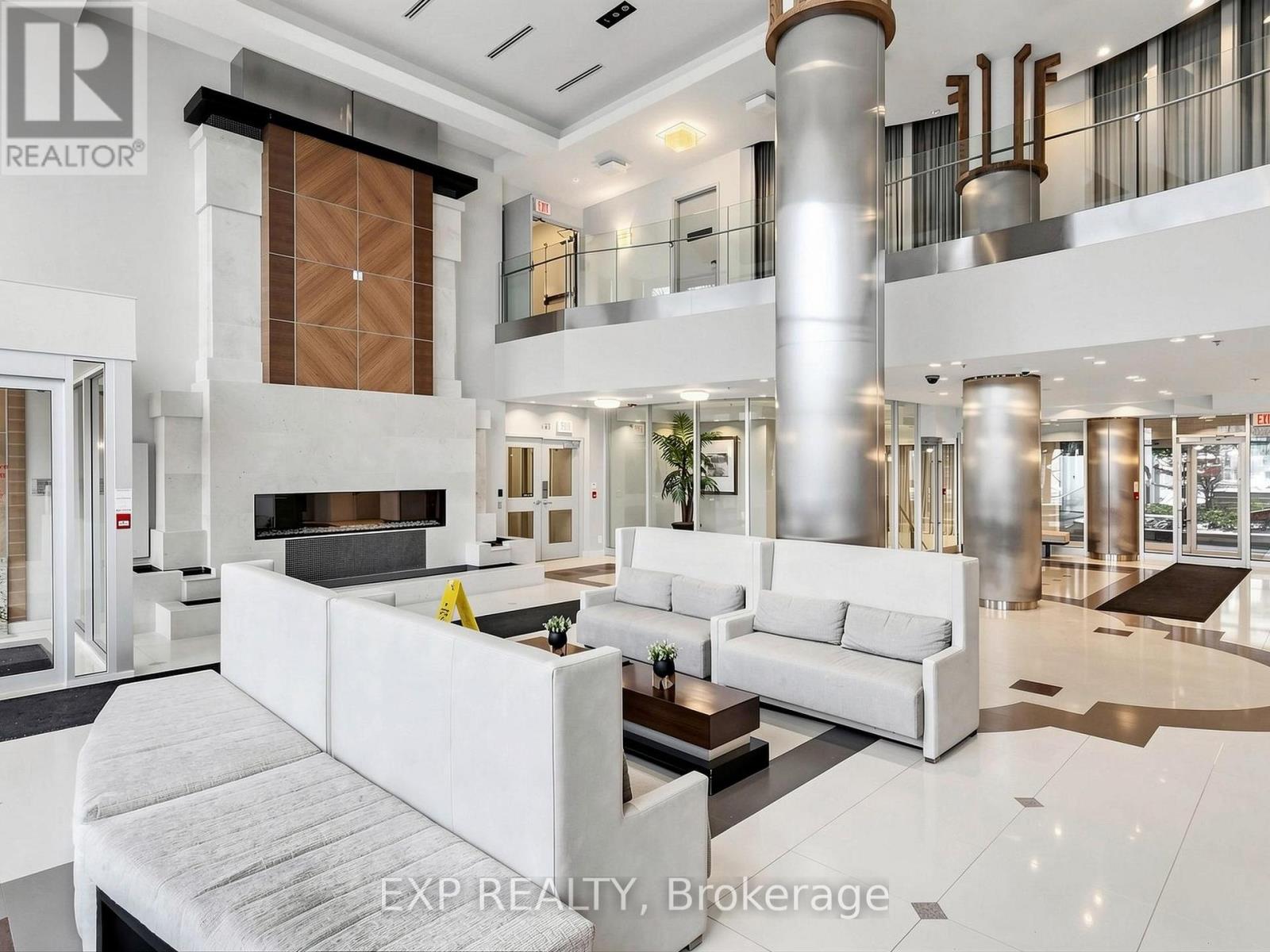Residential in Toronto (Mimico) 4