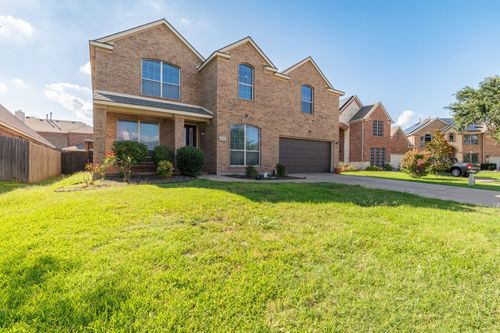 2248 Condor St, Grand Prairie, TX, 75052-3080 | Card Image