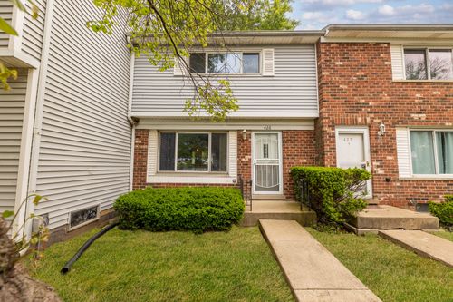 426 Greentree Ln, Bolingbrook, IL, 60440-2933 | Card Image