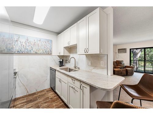 204-1200 Golden Cir, Golden, CO, 80401 | Card Image