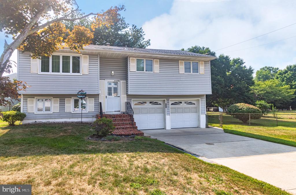 Pennington Dr, Westampton, NJ 08060