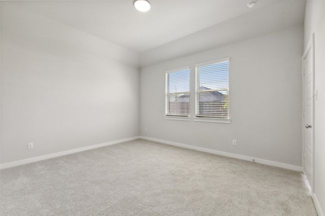 310 Bendecido Loop, House other with 3 bedrooms, 2 bathrooms and null parking in Elgin TX | Image 10
