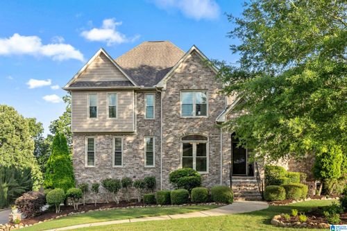 8419 Ledge Cir, TRUSSVILLE, AL, 35173-3809 | Card Image