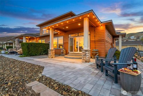 23496 Sunserra Loop Nw, Quincy, WA, 98848-9105 | Card Image