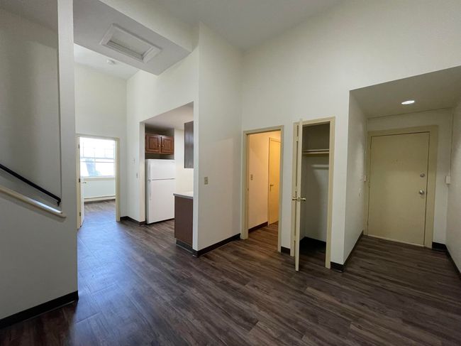 APT-203 - 521 Pine St, Condo with 2 bedrooms, 1 bathrooms and null parking in Manchester NH | Image 38