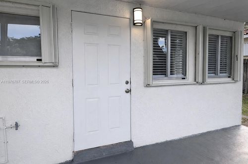 3-987 Ne 131st St, North Miami, FL, 33161-4949 | Card Image