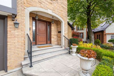 4027 Lookout Crt, House other with 4 bedrooms, 5 bathrooms and 6 parking in Mississauga ON | Image 3