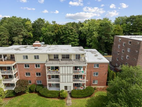 401-20 Hamilton Rd, Arlington, MA, 02474-8268 | Card Image