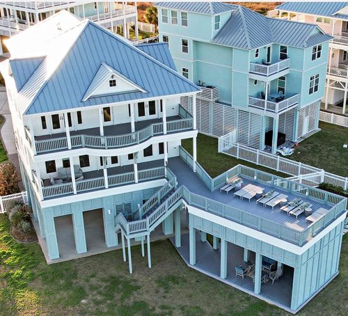 70 Grand Beach Blvd, Galveston, TX, 77550-2820 | Card Image