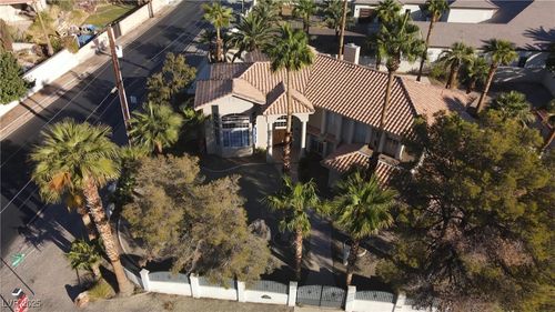 3222 E Viking Rd, Las Vegas, NV, 89121-4318 | Card Image