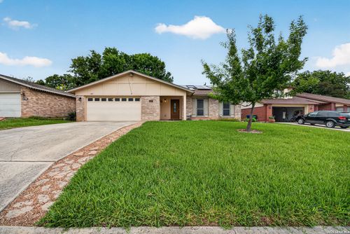 6007 Merrimac Cv, San Antonio, TX, 78249-2438 | Card Image