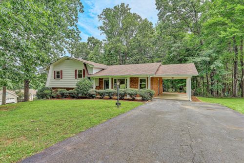 120 Forest Hill Ln, Rocky Mount, VA, 24151-2416 | Card Image