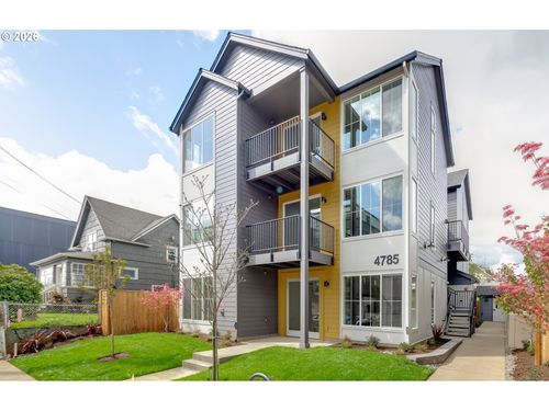 4785 N Albina Ave, Portland, OR, 97217-2674 | Card Image