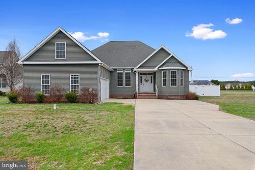 24594 Hollytree Cir, GEORGETOWN, DE, 19947-6843 | Card Image