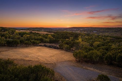 55 Crest Ridge Ct, Mineral Wells, TX, 76067-1290 | Card Image