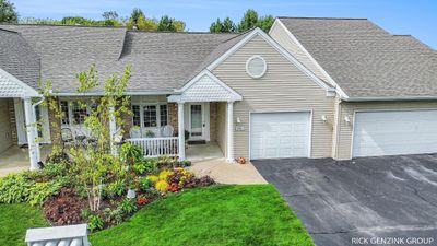 3 - 1088 Fountain View Circle, Condo with 1 bedrooms, 1 bathrooms and null parking in Holland MI | Image 2