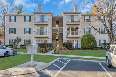 140 Applegate Lane, Townhouse with 2 bedrooms, 2 bathrooms and null parking in East Brunswick NJ | Image 1