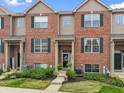 5222 Cobblers Xing, McHenry, IL, 60050-2741 | Card Image
