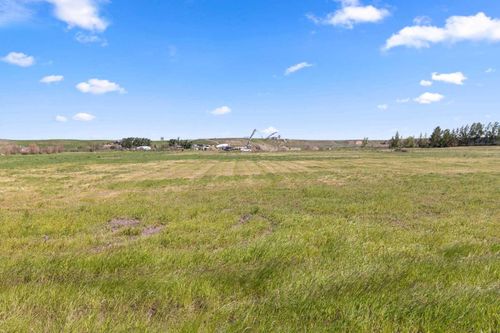 2-12301 51a Range Road, Cypress County, AB, T1A8N5 | Card Image