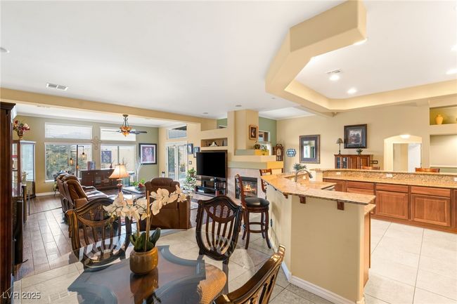 5940 Vizzi Ct, House other with 4 bedrooms, 3 bathrooms and null parking in Las Vegas NV | Image 23