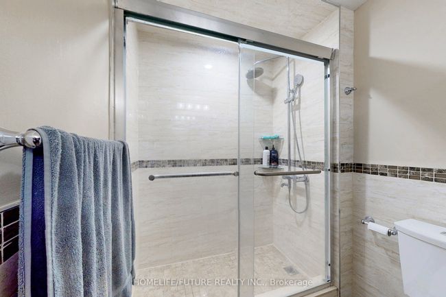 102 Stather Cres, House other with 4 bedrooms, 4 bathrooms and 4 parking in Markham ON | Image 31
