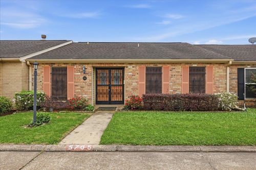 5765 Townhouse Ln, Beaumont, TX, 77707-1837 | Card Image