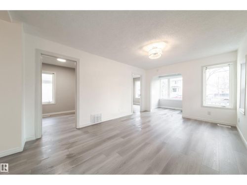 11912 77 St Nw, Edmonton, AB, T5B2G4 | Card Image