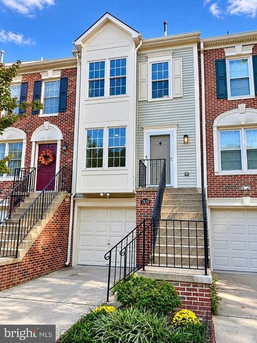 7833 Colonial Springs Blvd, ALEXANDRIA, VA, 22306-2851 | Card Image