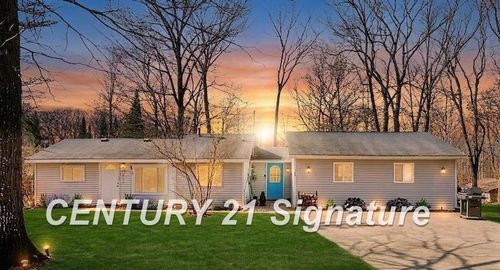 4041 Janet Dr, Harrison, MI, 48625-9731 | Card Image