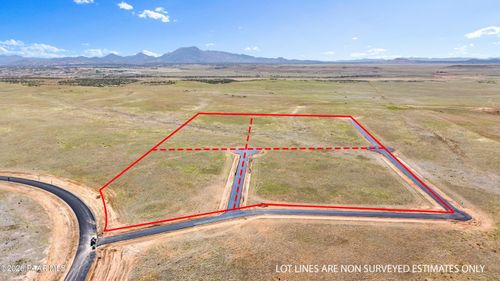 42 E1 Smoked Oak Circle, Prescott Valley, AZ, 86315 | Card Image