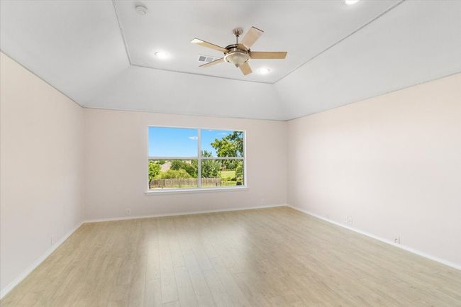 5786 Walnut Creek Dr, House other with 4 bedrooms, 3 bathrooms and null parking in Fort Worth TX | Image 15